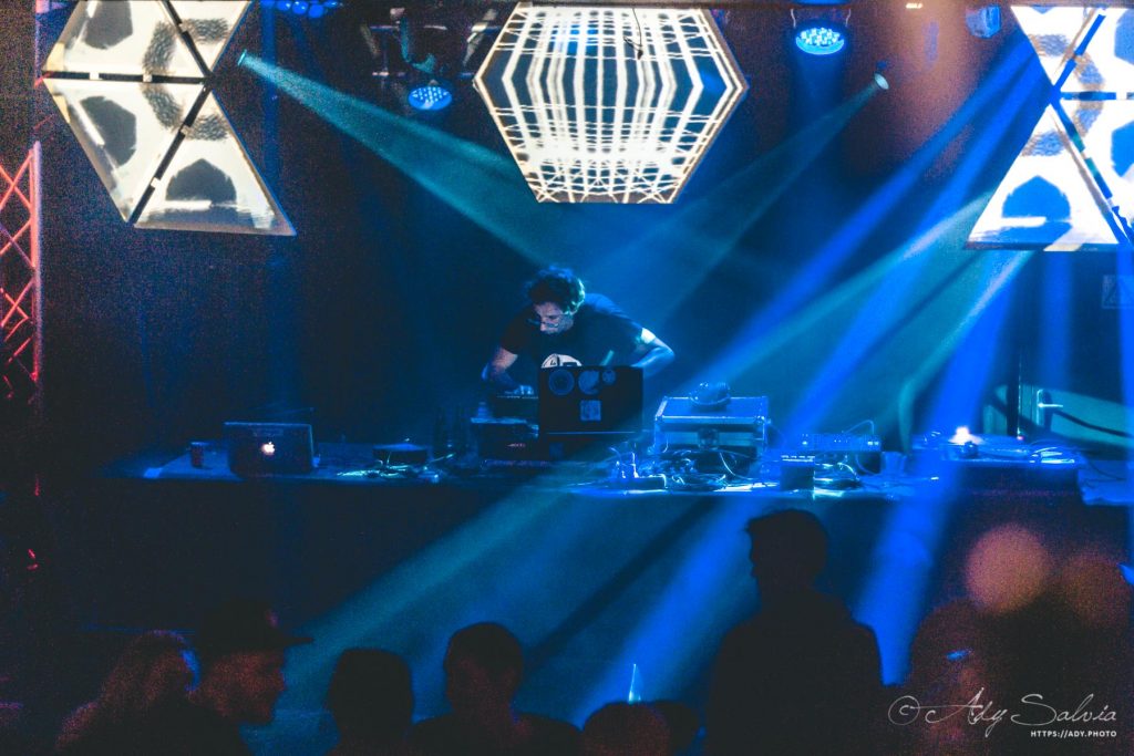 Matek (Live Mentalcore) en live au dB à Narbonne pour la soirée Bass Addict Records Night Session.