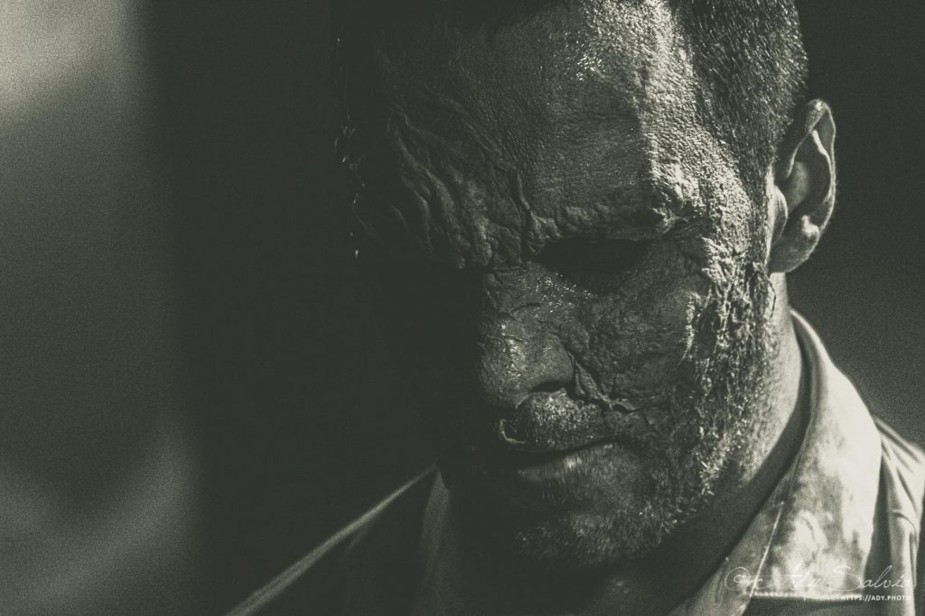 Le groupe punk Banane Metalik en live au dB à Narbonne (11100) avec un style gore'n'roll inimitable !