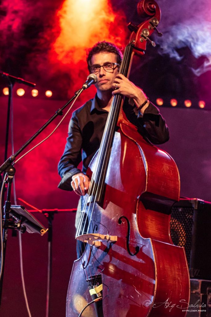 Groupe de Violetta Duarte en live au festival Cap à Cases à Cases-de-Pêne (66).