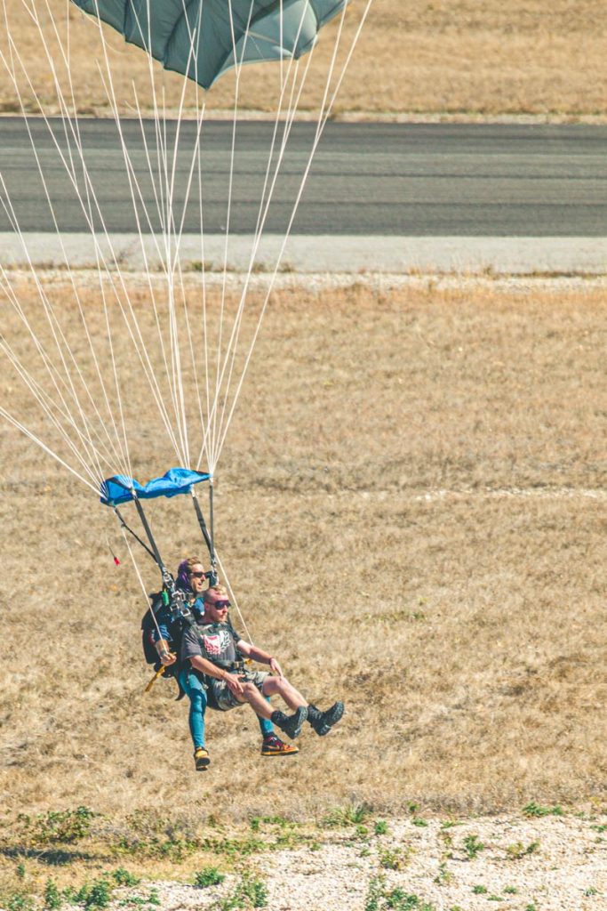 Session parachute dans le Tarn